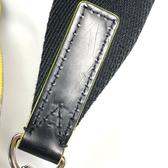 LOUIS VUITTON Black Damier Shoulder Bag - Picture 16 of 16